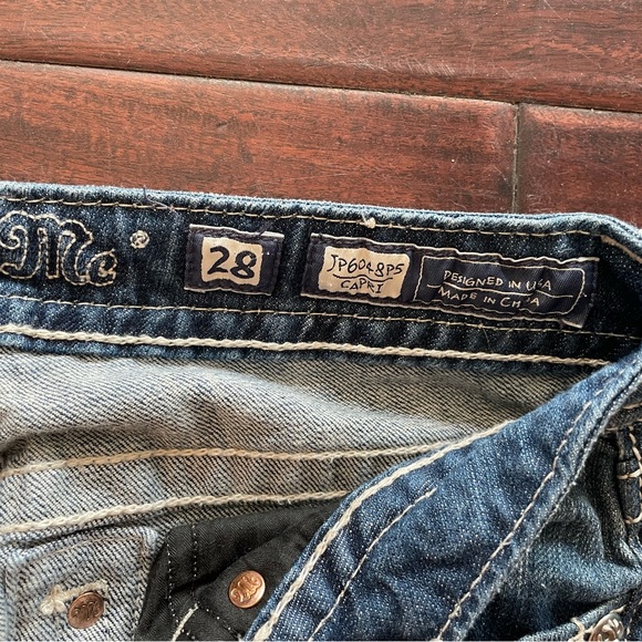 Miss Me Capri 28 - Picture 4 of 4